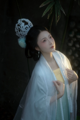 [YITUYU]艺图语 2026.01.22 羽化而登仙 蔸小黄鸡 [10P-130MB]