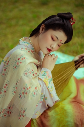 [YITUYU]艺图语 2025.10.25 天宝 [28P-435MB]