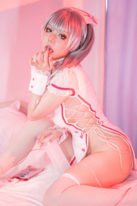爆机少女喵小吉 - 粉红护士 [30P-205MB]
