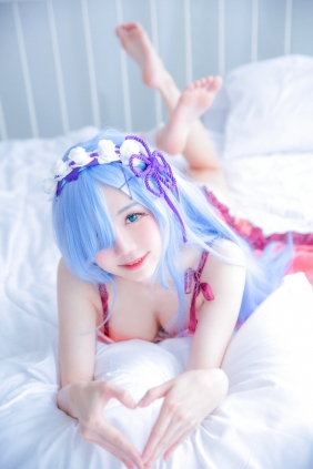 Sally Dorasnow - Rem Sleep Wear [13P-53MB]