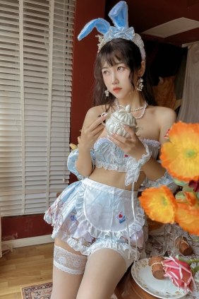微博人气Coser不呆猫 - 兔子女友 [55P-493MB]