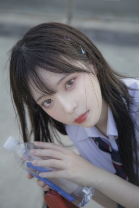 可爱妹子Fushii_海堂 - 饮水 [17P-86MB]