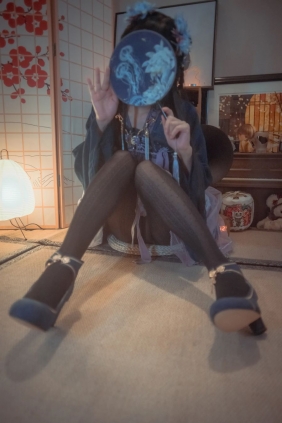 福利姬木花琳琳是勇者 - 云华海月 [48P2V-397MB]