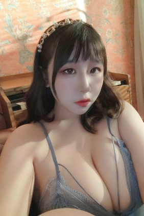 动漫博主穆零Mu0 - 自拍2 [110P15V-291MB]