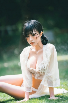 尤物清水由乃 - 湿水洛丽塔 [61P1V-2.26GB]