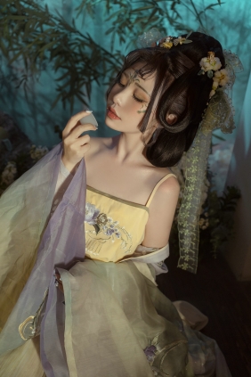 爆机少女喵小吉 - 浣溪沙.端午 [97P3V-3.26GB]