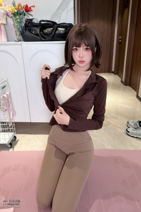 麻薯好吃 - 瑜伽垫上的越界 [75P1V-838MB]