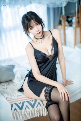 动漫博主阮邑_Fairy - 大象 黑色 [30P-554MB]