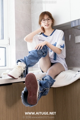 BoBoSocks袜啵啵 No.590 香菜-板鞋、短白棉袜、油亮薄黑丝、分体牛仔裤 [148P1...