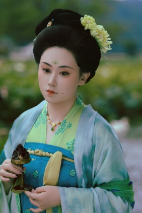 [YITUYU]艺图语 2025.11.22 一梦徽州 一碗小水管 [36P-370MB]