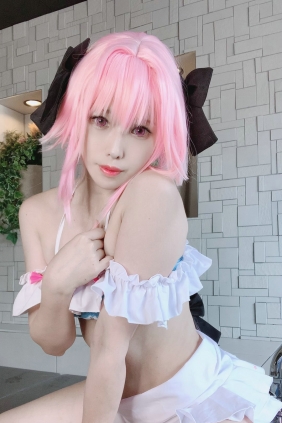 (Cosplay) [Glossy Rabbit (艶兎)] FGOアストルフォの自撮り [71P34MB]