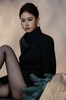 [YITUYU]艺图语 2025.12.25 圣诞写真 Lili [20P-174MB]