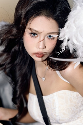 [YITUYU]艺图语 2025.04.29 摇滚天使 梦婷 [14P-147MB]