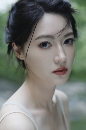 [YITUYU]艺图语 2025.05.30 破茧 万元里美 [13P-557MB]