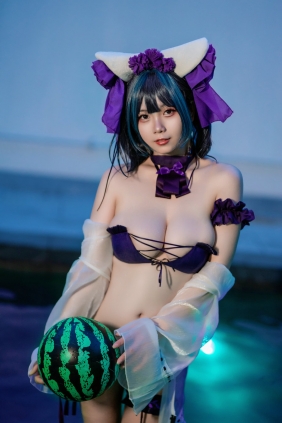 末夜787 - 舰长 柴郡泳装 [31P-293MB]