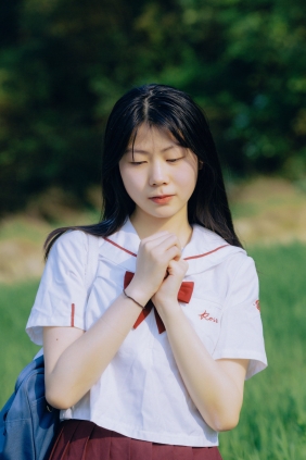 [YITUYU]艺图语 2025.05.15 少女的心事 梦轩 [26P-237MB]