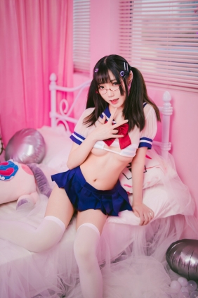 萝莉福利真央Mao - JK [18P-193MB]