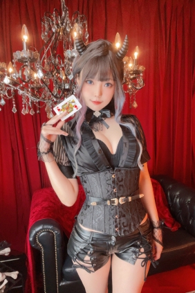 Ely_eee(ElyEE子) - Devil Croupier 小惡魔荷官 [31P-96MB]