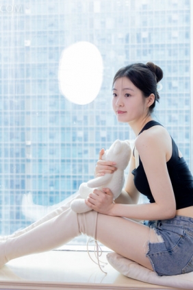 物恋传媒 No.1626 青柠-眺望远方 [173P1V-3.95GB]