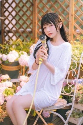爆机少女喵小吉 - 小吉的午后时光 [76P3V-2.52GB]