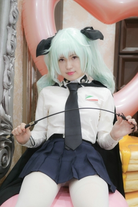 (Cosplay) (あしピタッ！8) [赤木荘 (赤木クロ)] クロ＆パンツァー 白タイツ