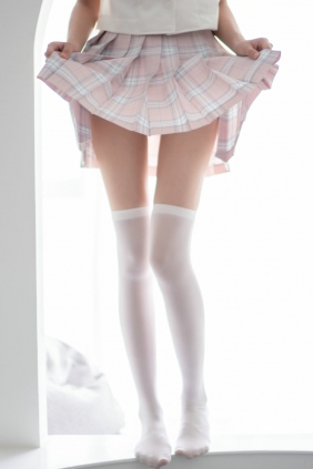 清纯妹子西瓜 - JK校服2 [39P-181MB]