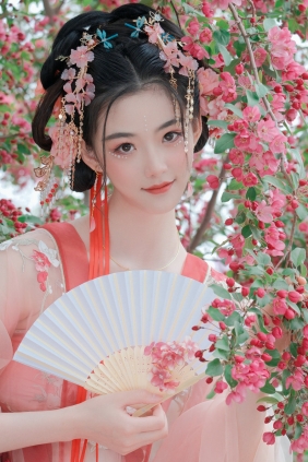 [YITUYU]艺图语 2025.11.05 春日宴 [37P-1.37GB]