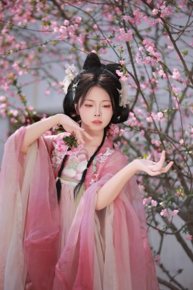 [YITUYU]艺图语 2025.05.21 粉色 肥肥 [15P-101MB]