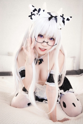 流年 - 奶牛少女 [52P4V-774MB]