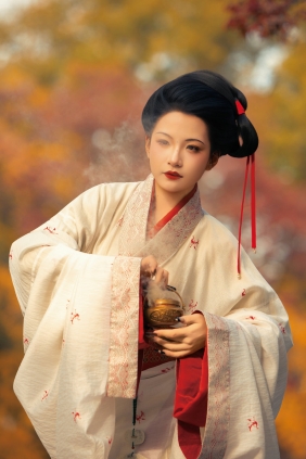 [YITUYU]艺图语 2026.01.31 秋色落人间 [14P-359MB]