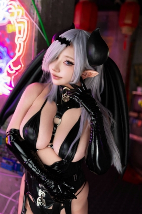 (Cosplay) [Shooting Star's (SAKU サク)] - Hyper Low Angle [207P198MB]