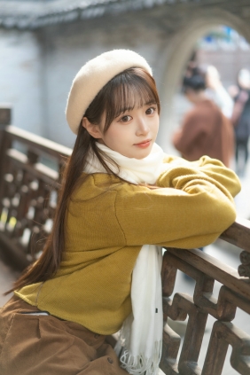 [YITUYU]艺图语 2026.01.01 秋意漫红墙 小亿 [40P-854MB]
