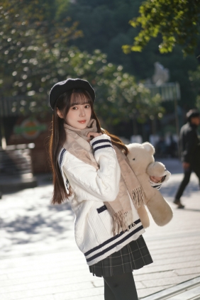 [YITUYU]艺图语 2026.01.07 爱在深秋 小亿 [67P-1.27GB]