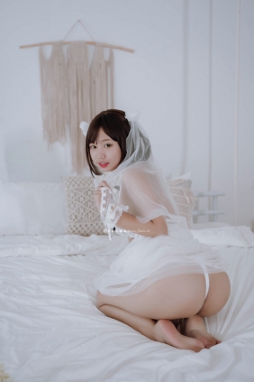 动漫博主柒柒要乖哦 - 婚纱 [53P-254MB]