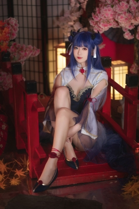小姐姐弥音音ww - 伊吹 [18P-247MB]