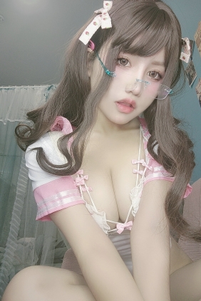 一笑芳香沁写真 - 睡前小甜点 [30P-68MB]