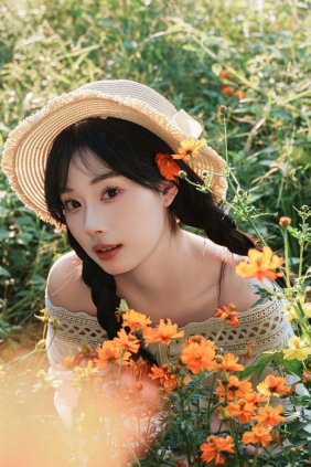 [YITUYU]艺图语 2025.10.30 幻境之花 南伊 [43P-998MB]