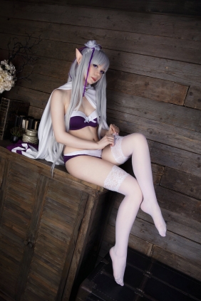 Caticornplay - Emilia [42P-140MB]