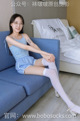 BoBoSocks袜啵啵 No.157 稚予-高跟鞋、白丝大腿袜、裸足 [1401V-5.54GB]