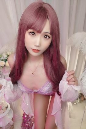 动漫博主曉美媽 - (圣诞自拍)紫色迷情 [10P-18MB]